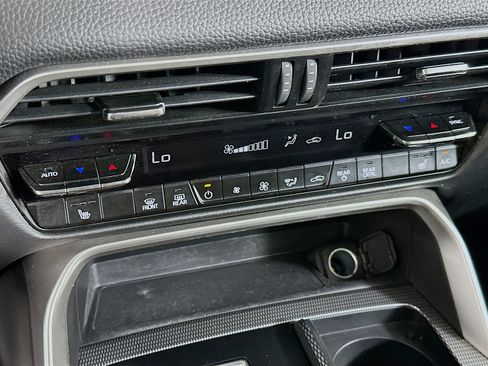 Used 2024 MAZDA CX-90 Plug-In Hybrid w/ Preferred image 24