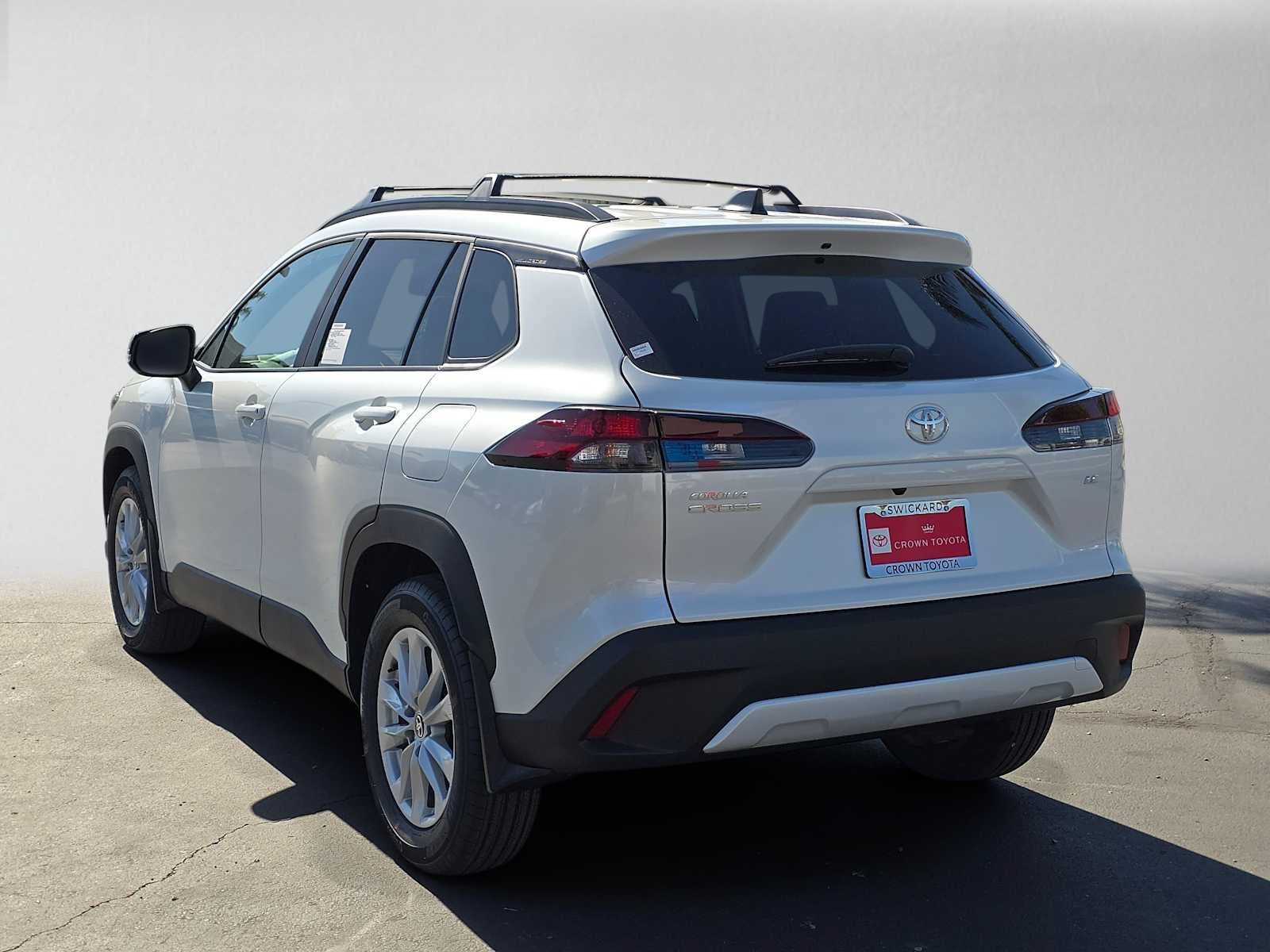 New 2026 Toyota Corolla Cross LE FWD image 5