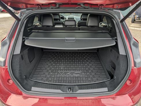 Used 2017 Lincoln MKC Select w/ Lincoln MKC Climate Package image 17