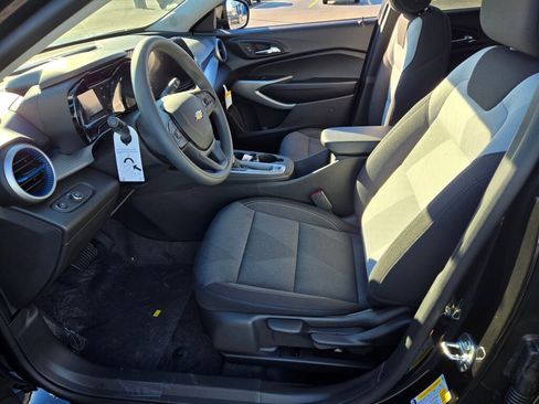 New 2026 Chevrolet Trax LS w/ LS Convenience Package image 14