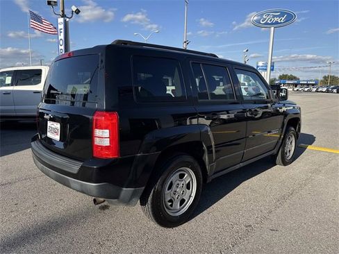 Used 2016 Jeep Patriot Sport w/ Power Value Group image 5
