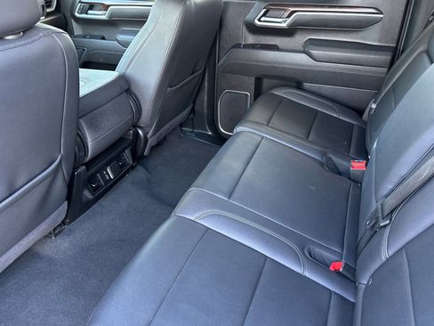 Certified 2025 GMC Sierra 1500 SLT RWD image 13