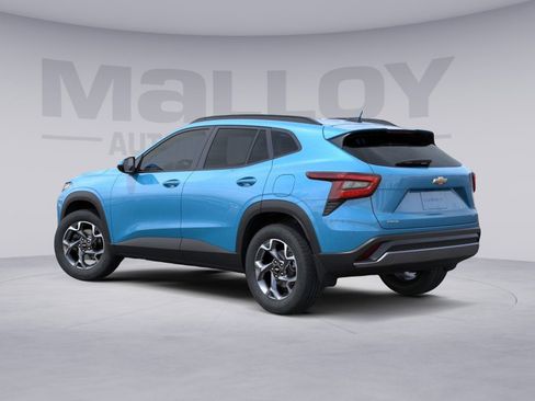 New 2026 Chevrolet Trax LT w/ LT Convenience Package image 3