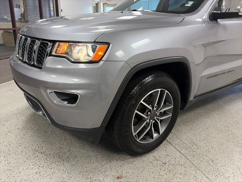 Certified 2021 Jeep Grand Cherokee Limited RWD image 6