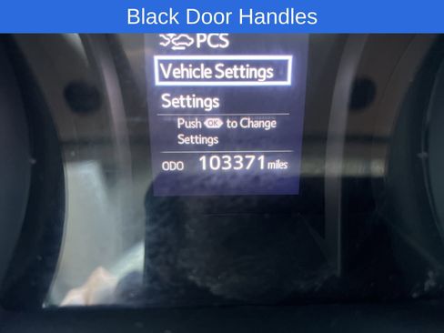Used 2020 Toyota Camry SE FWD image 11