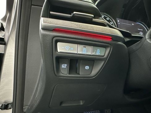 Used 2022 Genesis G80 2.5T w/ Prestige Package image 33