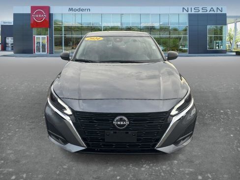 Certified 2024 Nissan Altima 2.5 S FWD image 2
