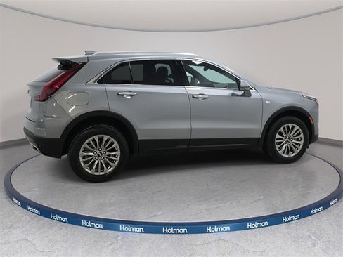 Certified 2025 Cadillac XT4 Premium Luxury image 5