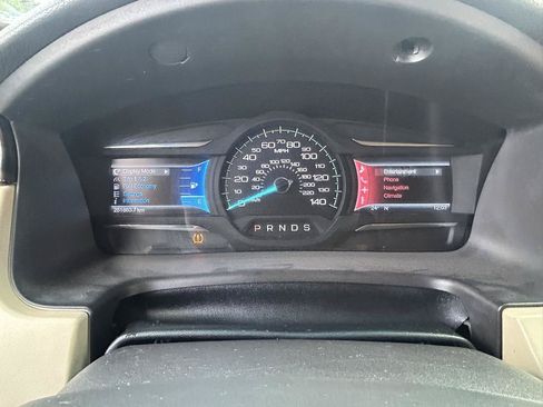 Used 2013 Ford Flex SEL FWD image 22