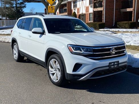 Used 2021 Volkswagen Atlas SE image 3