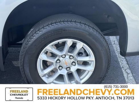 Used 2025 Chevrolet Silverado 1500 LT w/ LPO, Dark Essentials Package AWD/4WD image 11