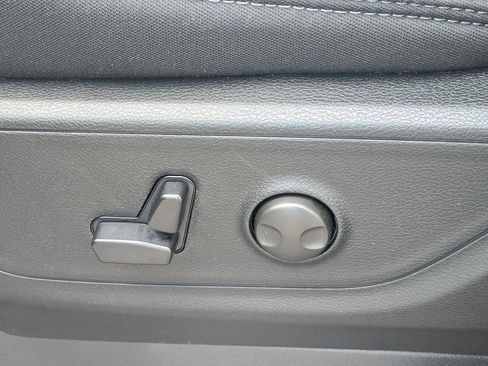 New 2026 RAM 1500 Big Horn AWD/4WD image 13