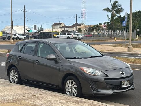 Used 2013 MAZDA MAZDA3 i Touring FWD image 6