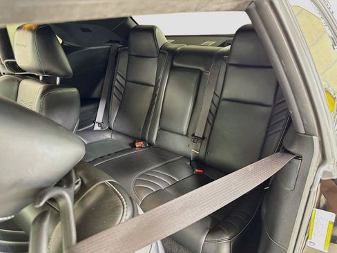 Used 2022 Dodge Challenger SRT Hellcat RWD image 16