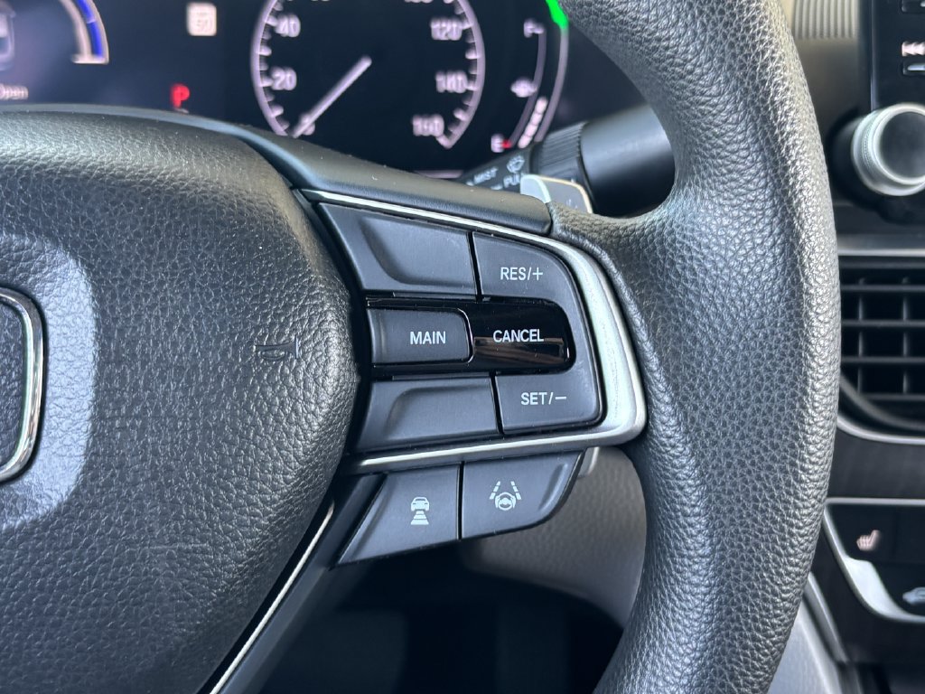 Used 2018 Honda Accord EX image 12