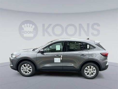 New 2026 Ford Escape Active w/ Cold Weather Package image 2