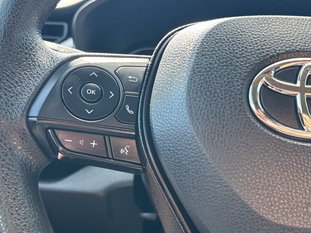 Used 2024 Toyota RAV4 LE AWD/4WD image 20