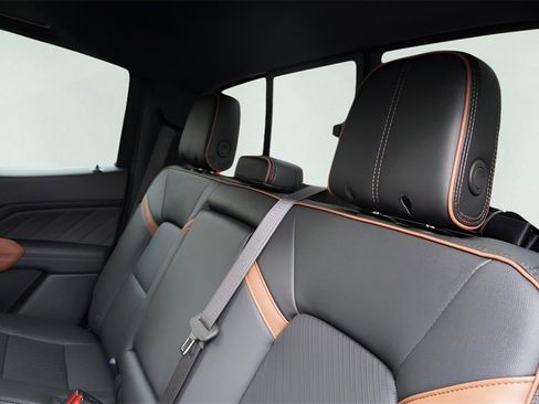 New 2026 GMC Canyon AT4 w/ Technology Plus Package image 30