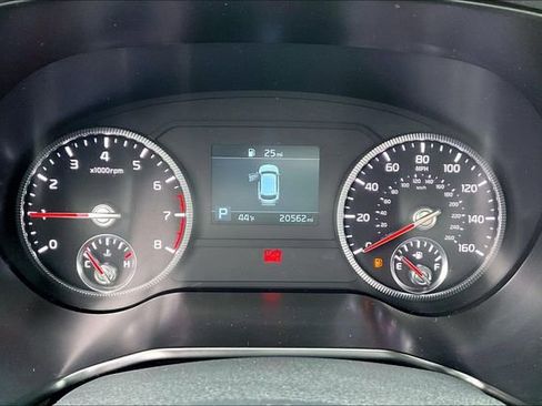 Used 2022 Kia Telluride EX image 10