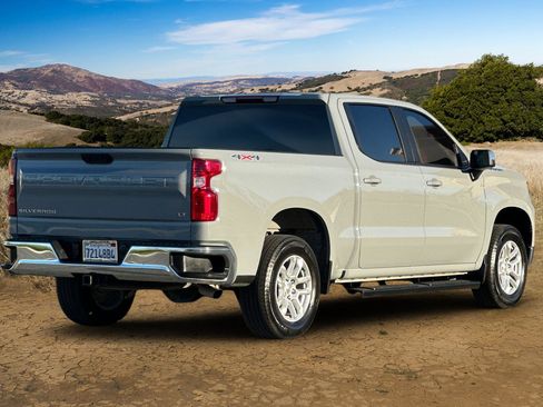 Used 2024 Chevrolet Silverado 1500 LT image 4