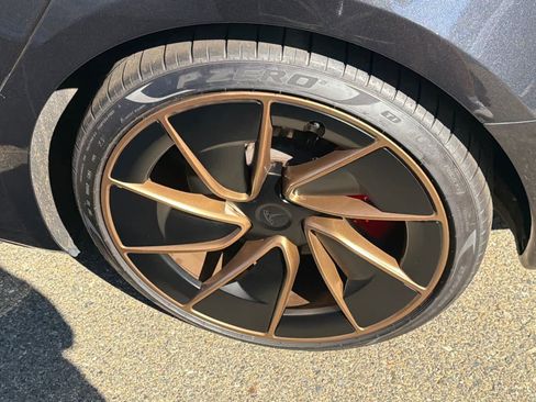 Used 2024 Tesla Model 3 Performance AWD/4WD image 17