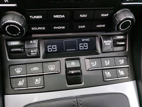 Certified 2025 Porsche 718 Cayman S image 19