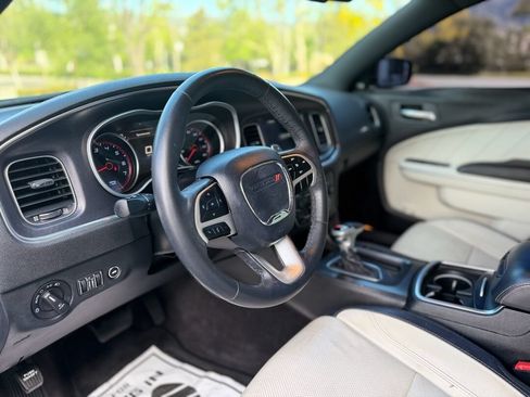 Used 2017 Dodge Charger R/T w/ Plus Group RWD image 24