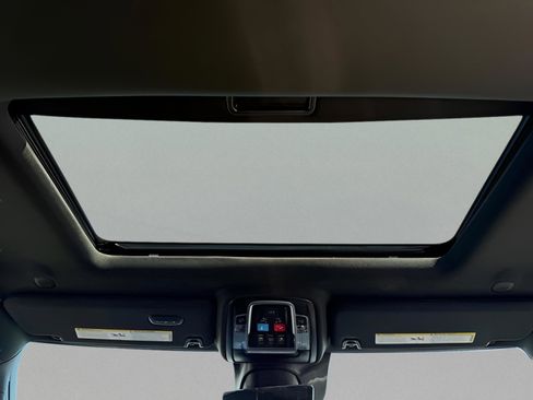 New 2026 RAM 2500 Limited image 12