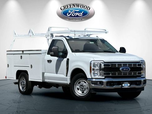 New 2025 Ford F350 XL w/ XL Chrome Package RWD image 2