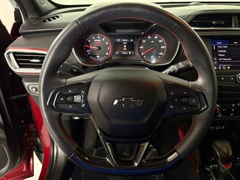 Used 2023 Chevrolet TrailBlazer RS FWD image 21