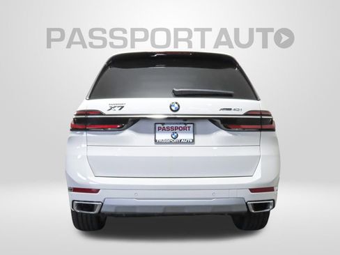Used 2025 BMW X7 xDrive40i w/ Parking Assistance Package AWD/4WD image 6