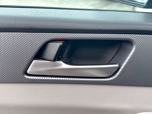 Used 2018 Hyundai Sonata ECO image 16