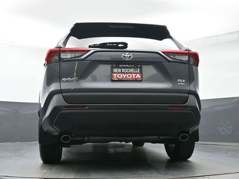 Used 2021 Toyota RAV4 XLE w/ Convenience Package AWD/4WD image 36