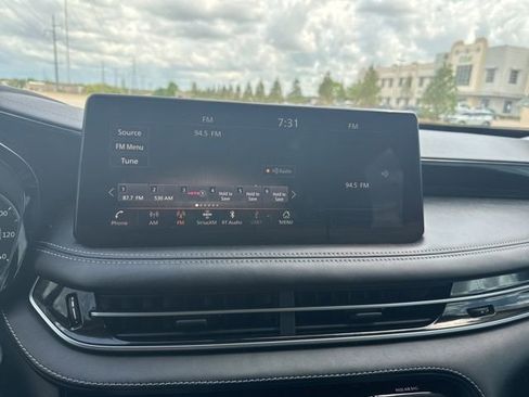 Used 2023 INFINITI QX60 Pure image 9