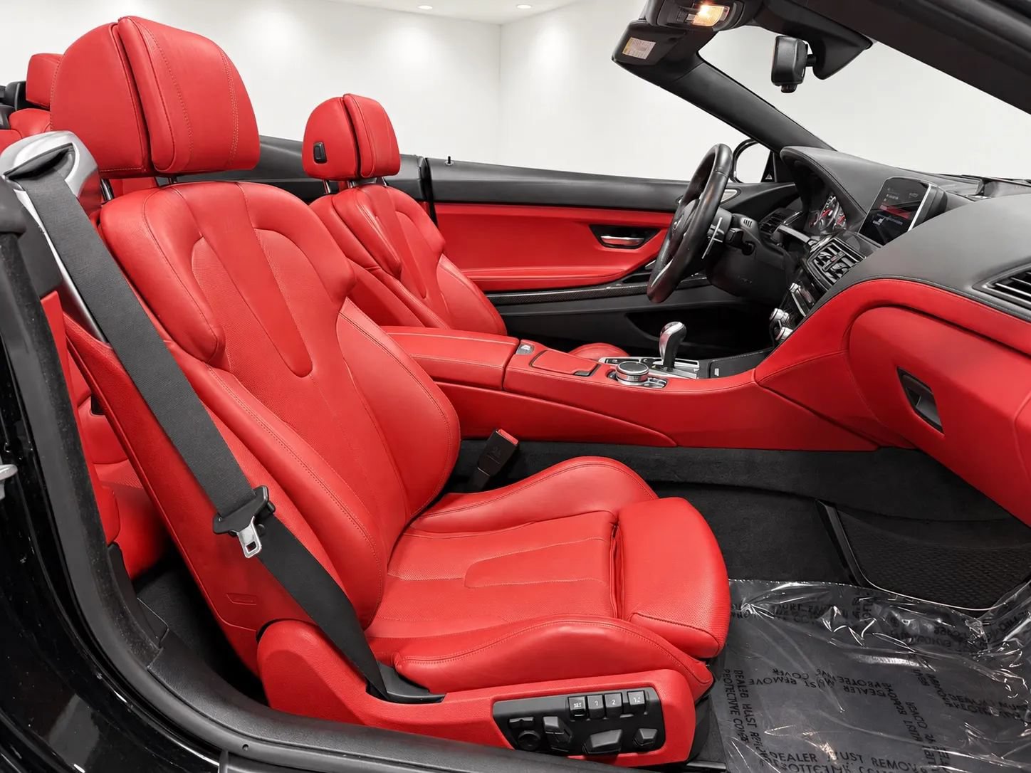 Used 2018 BMW M6 Convertible RWD image 19
