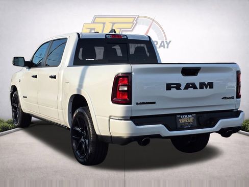 New 2026 RAM 1500 Laramie AWD/4WD image 7