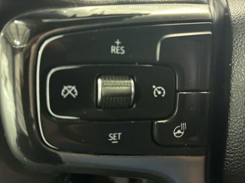 Used 2020 Chevrolet Silverado 3500 LT w/ Convenience Package image 25