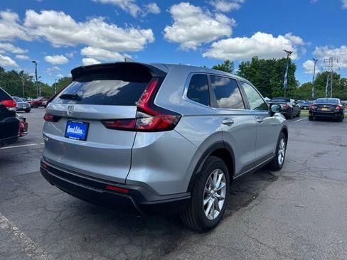 Used 2026 Honda CR-V EX image 2