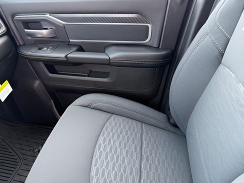 New 2026 RAM 3500 Big Horn AWD/4WD image 24