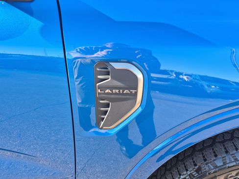 New 2025 Ford Ranger Lariat w/ Black Appearance Package image 8