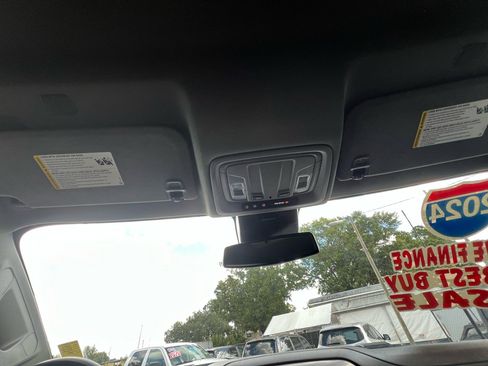 Used 2024 Chevrolet Silverado 2500 W/T w/ WT Convenience Package image 17