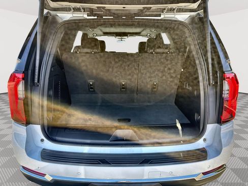 Used 2025 GMC Yukon Elevation w/ Technology Package AWD/4WD image 21