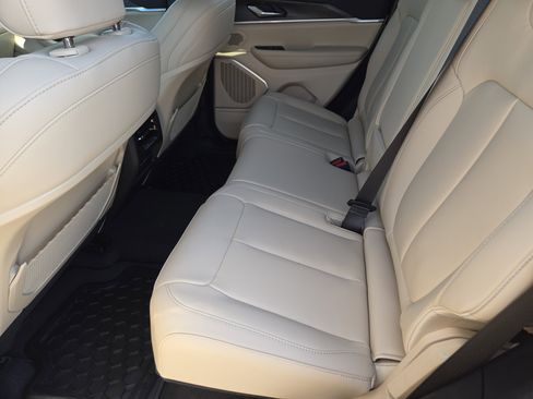 New 2026 Jeep Grand Cherokee Limited AWD/4WD image 20