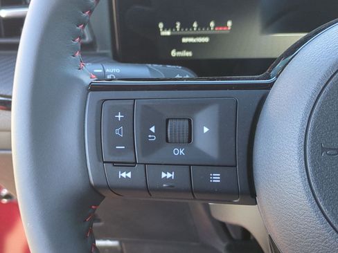 New 2026 Nissan Kicks SR image 14