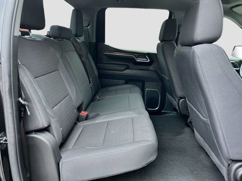 Used 2025 Chevrolet Silverado 1500 LT AWD/4WD image 28