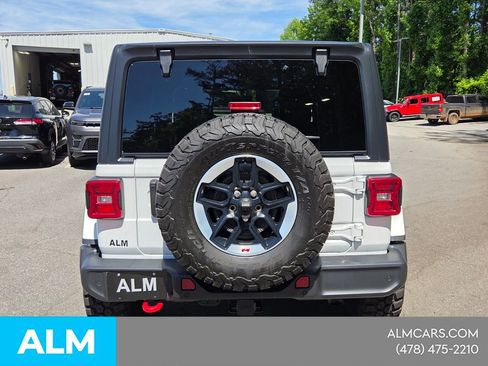 Used 2022 Jeep Wrangler Unlimited Rubicon w/ Cold Weather Group AWD/4WD image 14