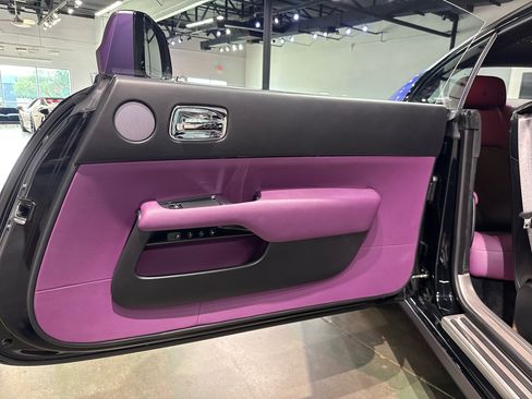Used 2018 Rolls-Royce Wraith image 30