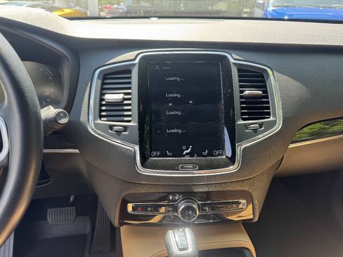 Used 2019 Volvo XC90 T6 Momentum w/ Advanced Package AWD/4WD image 9
