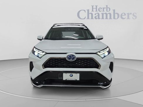 Used 2022 Toyota RAV4 SE w/ Carpet Mat Package (TMS) AWD/4WD image 2