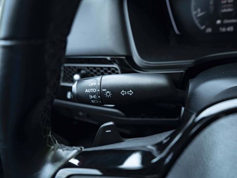 Used 2022 Honda Civic Sport image 23